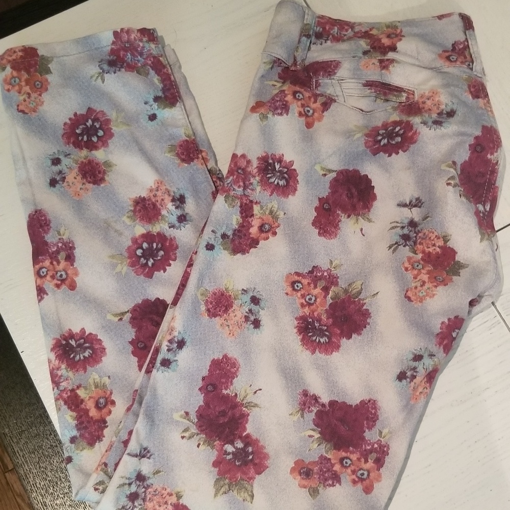 Floral patter Studio F Jeans